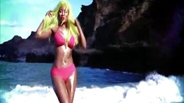 Ταινία Straight Hair με δωρεαν βιντεο πορνο τη δελεαστική Mila Fox από το Bang!