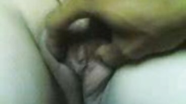 Ταινία Pussy Licking με την όμορφη Marie Mccray και τη δωρεαν πορνο με ζωα Naomi Swann από το Mommy's Girl