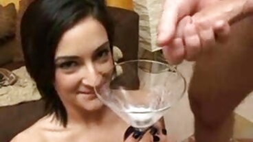 Τριχωτό πορνό με την δωρεαν ελληνικα πορνο βιντεο καυλιάρα Stephanie West από τους Brazzers