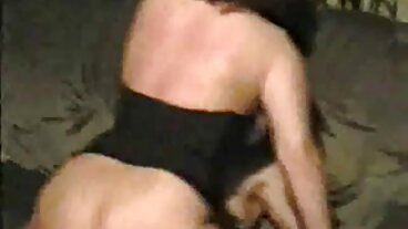Milf bang με την υπέροχη δωρεαν βιντεο πορνο Jennifer White από το Dogfart Network