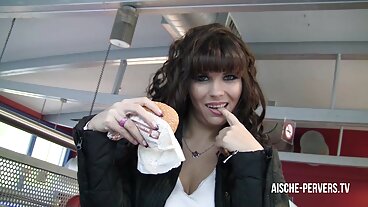 Αντίστροφη βίδα Cowgirl βιντεο πορνο δωρεαν με την όμορφη Leah L'Amour από τη Scoreland